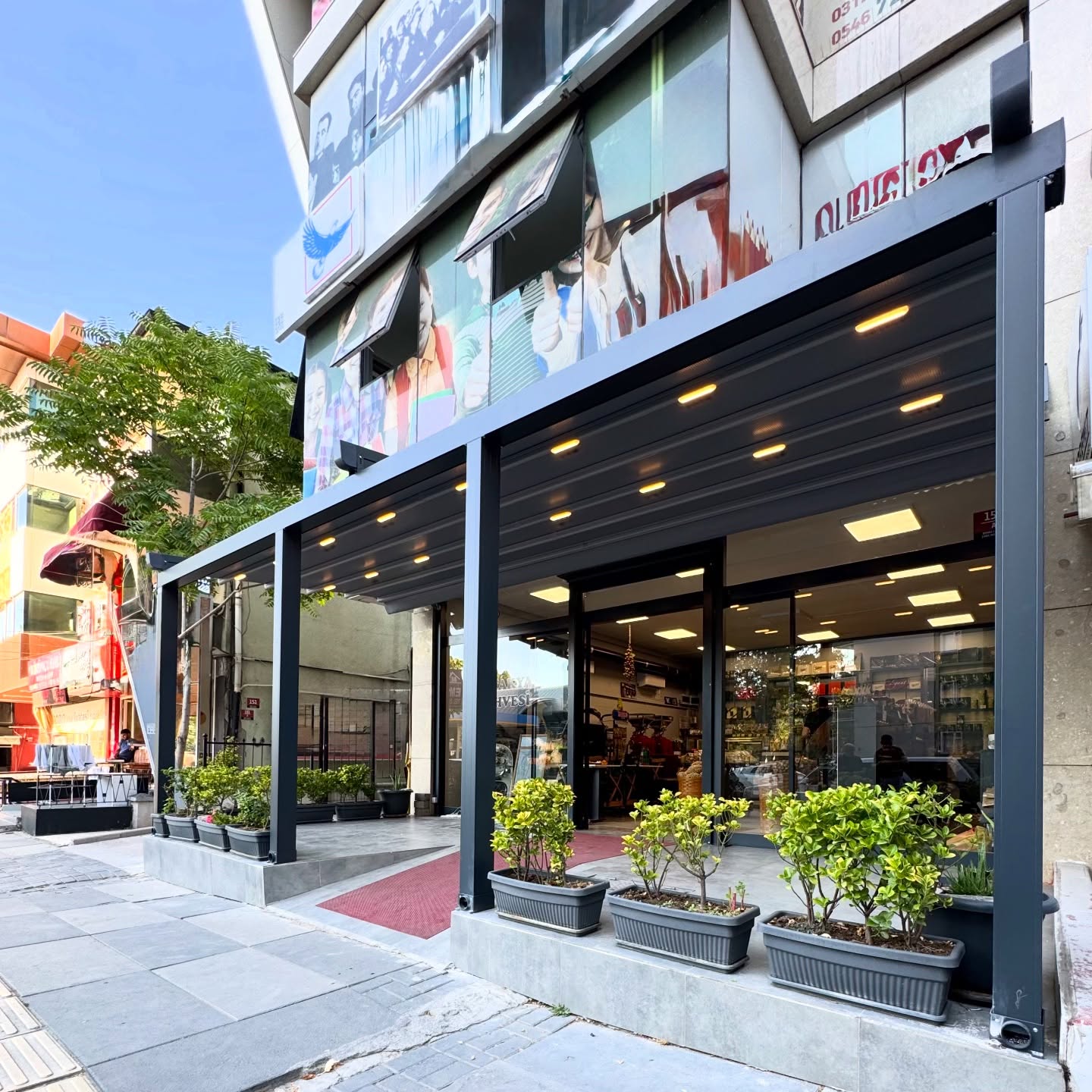 Pergola tente kafe teras — alüminyum konstrüksiyon