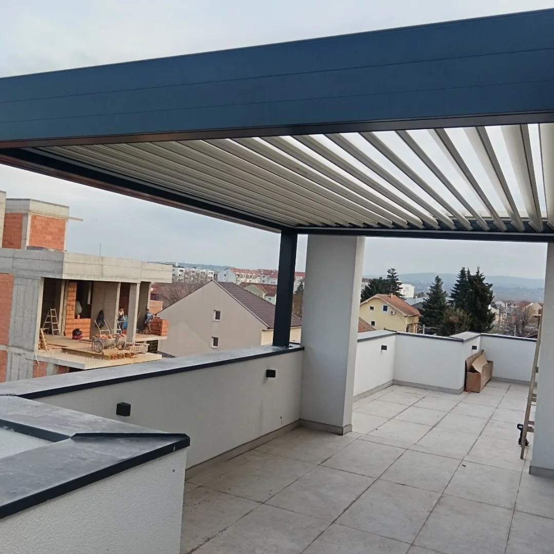 Çatı katı rolling roof pergola — lamel ve zip perde kombine